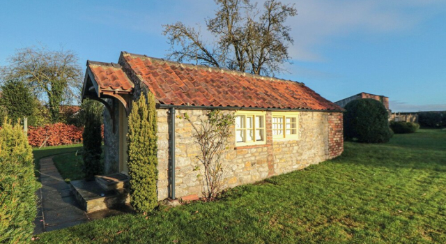 Holly Cottage, Varaa Lomakoti Mökit kohteessa Merseyside, Mökki