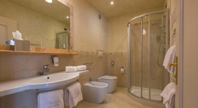 Трёхместный номер Hotel Du Lac