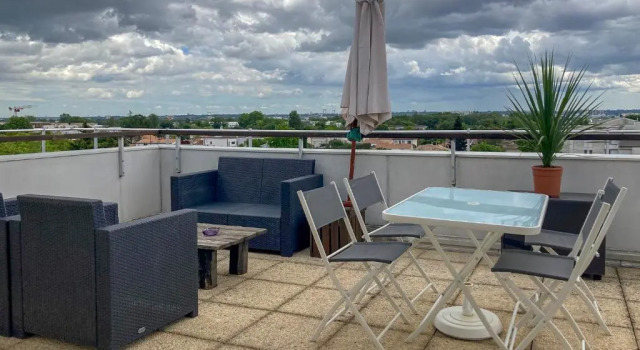 Апартаменты Proche Bordeaux Appartement 75 M2 Rooftop