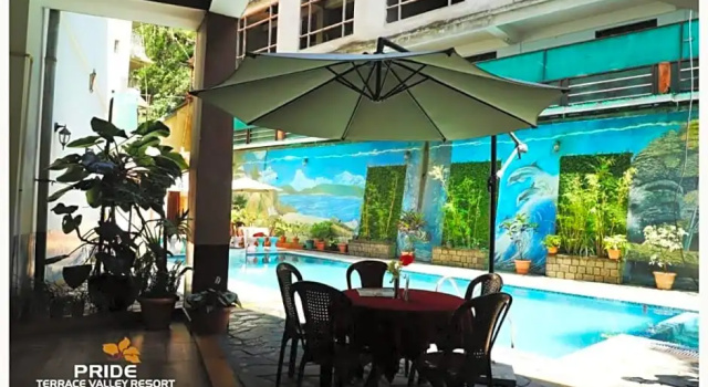 Номер Deluxe с видом на бассейн The Pride Terrace Valley Resort Gangtok
