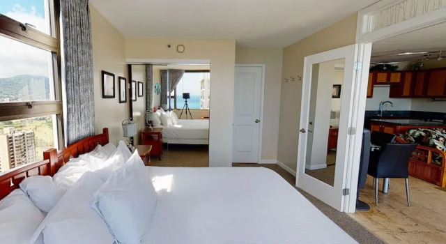 36th Floor Deluxe Ocean View Condo with Free Parking & Wifi, Забронировать Дом для отпуска Коттеджи Гонолулу, рядом с Royal Hawaiian Theater Legends in Concert Waikiki, Коттедж