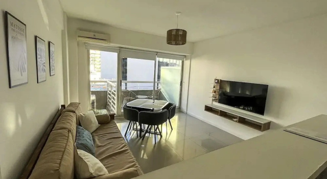 RentUp - Dpto con balcón y piscina