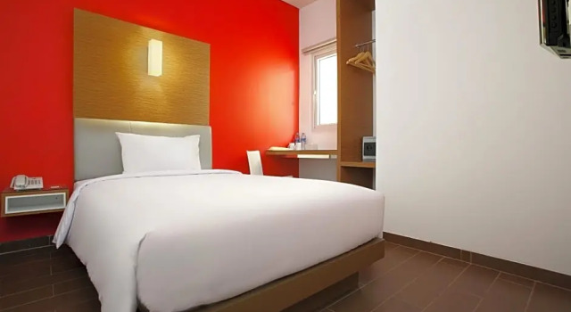 Двухместный номер Smart Amaris Hotel Season City