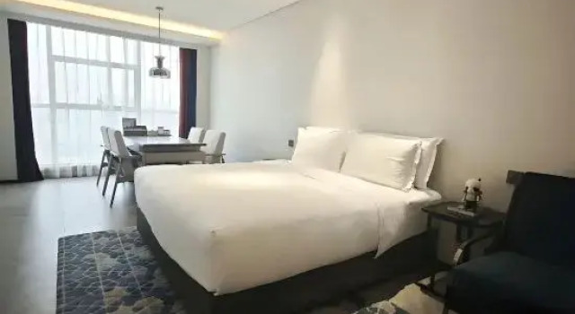 Люкс с 2 комнатами Отель Chengdu Tianfu Plaza Mehood Elgant