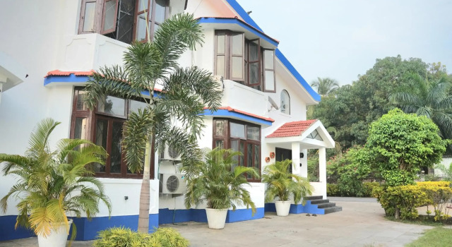 GR Stays - Duplex 3bhk Villa With Pool Arpora I Baga Beach 5 mins, Buchen Sie Villa Baga Nord-Goa