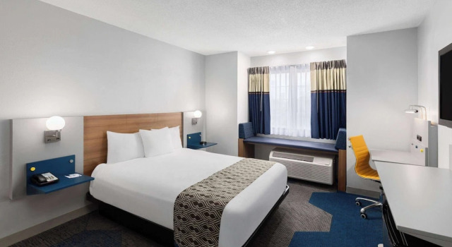 Номер Standard Microtel Inn by Wyndham Bowling Green
