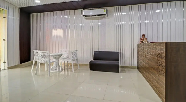 Itsy By Treebo - Divine Inn Sector 107, Kharar, Rezervovat Hotel Hotely v Punjab s parkováním, Parkování