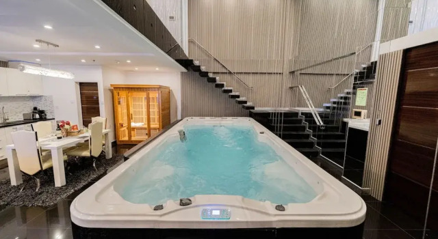 Люкс Executive Luks Lofts Hotel & Residences