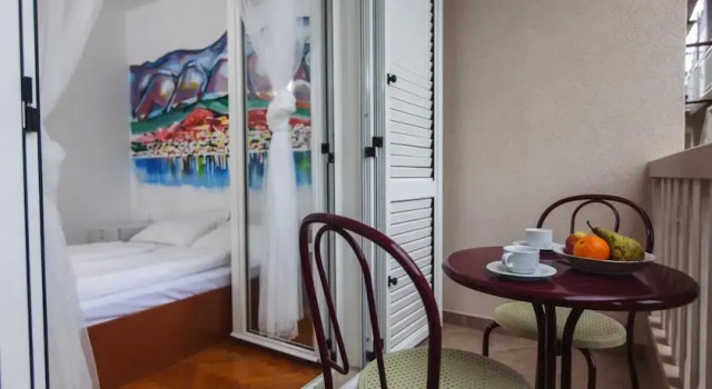 Guesthouse Filip, Забронировать Гостевой дом Гостевые дома Макарска, рядом с Набережная Рива (Макарска), Гостевой дом