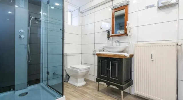 Трёхместный номер Standard Landhotel Engel & Kreuz