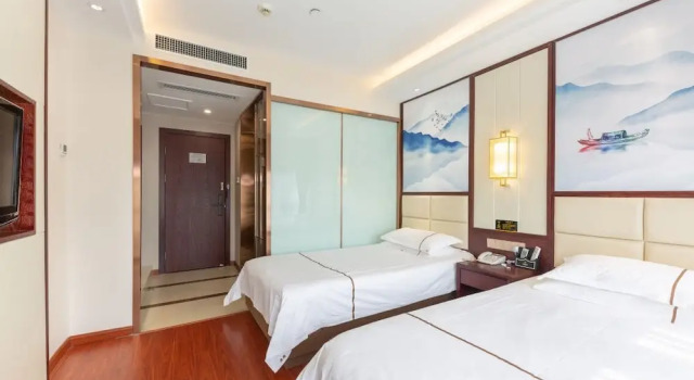 Номер Luxury Yiwu Luckbear Hotel