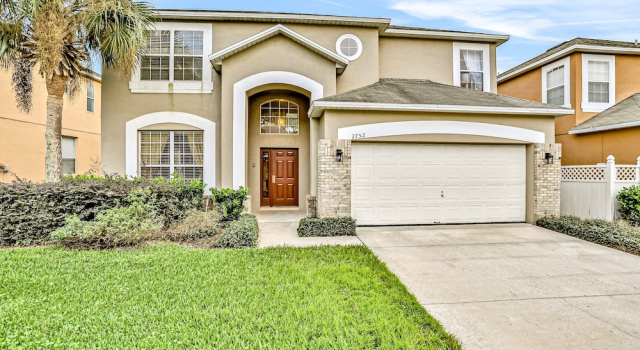 Charming Home With Pool, Pool Spa, Lanai, Central AC, & Washer/dryer