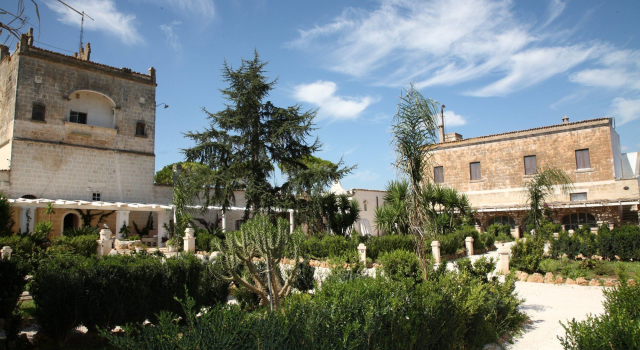 Agriturismo Tenuta Mazzetta, Book Hotel Hotels in Mesagne with Breakfast, Breakfasts
