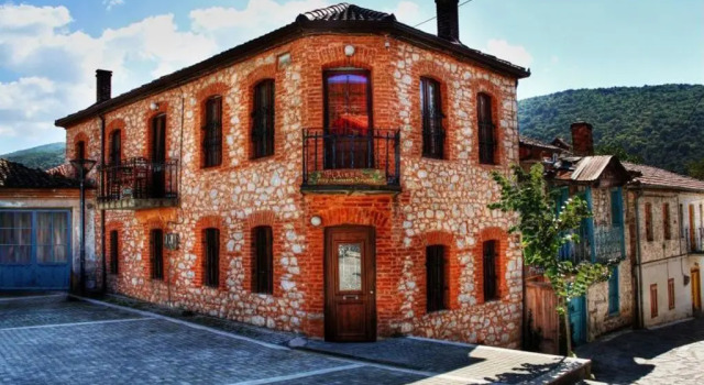 Philippos Hotel, 预订 酒店 Psarádes Prespes