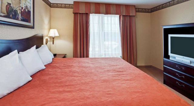 Country Inn & Suites by Radisson, Hot Springs, AR, Забронировать Отель Хот-Спрингс Арканзас, рядом с Торговый центр Hot Springs Mall