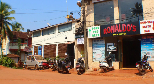 OYO 7454 Hotel Ronaldo's, Varaa Hotelli 3 tähden hotellit kohteessa Goa, 3*