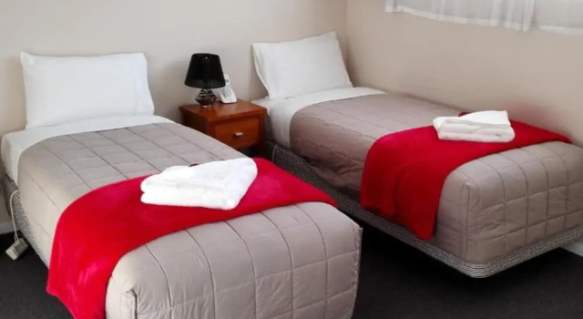 Номер Standard с 2 комнатами с балконом Addington Stadium Motel