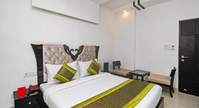 Номер Deluxe Fabhotel Arihant Inn