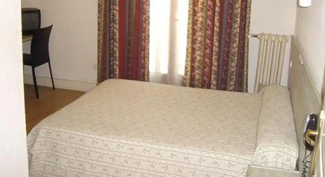 Двухместный номер Standard Hôtel de Paris
