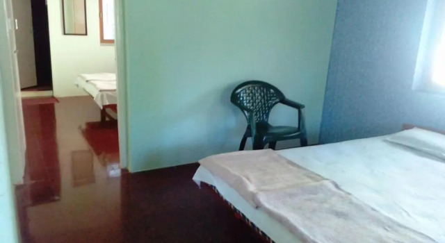 Люкс Hotel Anjali Lodge Malvan