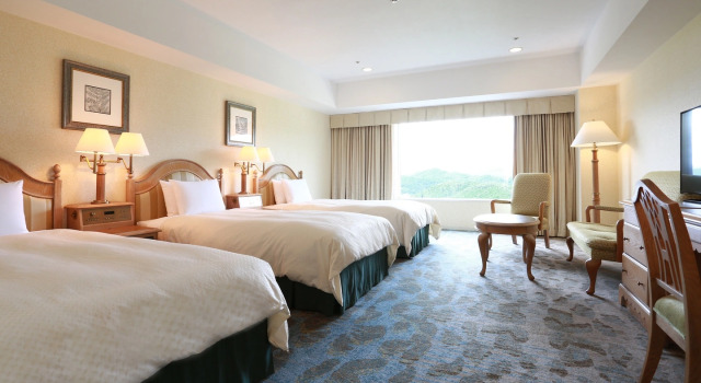 Трёхместный номер Hilton Takayama Resort