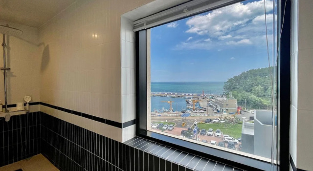 Полулюкс H moment Hotel songjeong
