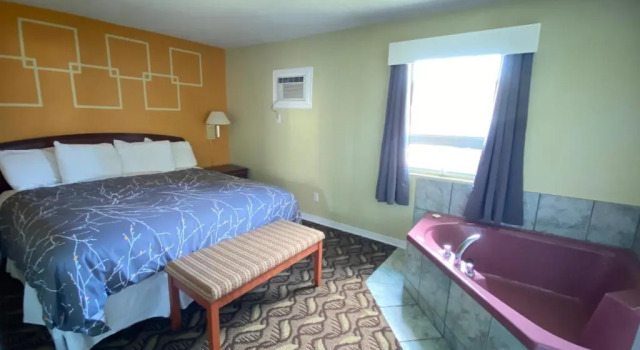Люкс Lakeshore Suites