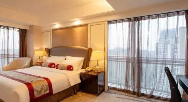 Люкс Executive Chengdu Alice Hotel
