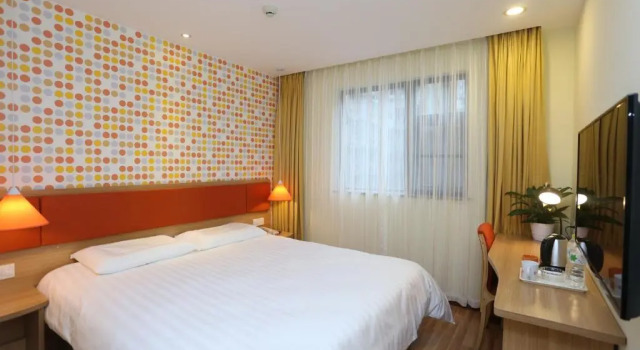 Двухместный номер Standard Home Inn (Chengdu Qingyang Palace)