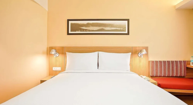 Двухместный номер Superior ibis Bengaluru City Centre - An Accor Brand