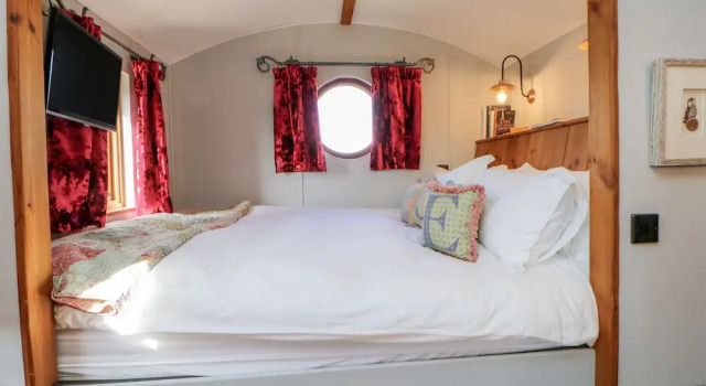 Shepherds Hut, Забронировать Отель Дарлингтон Тиссайд