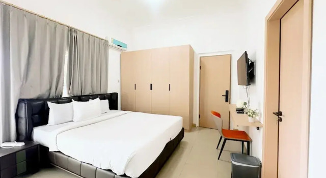 Golden Crystal Hotel, Rezervovat Hotel Adenta 
