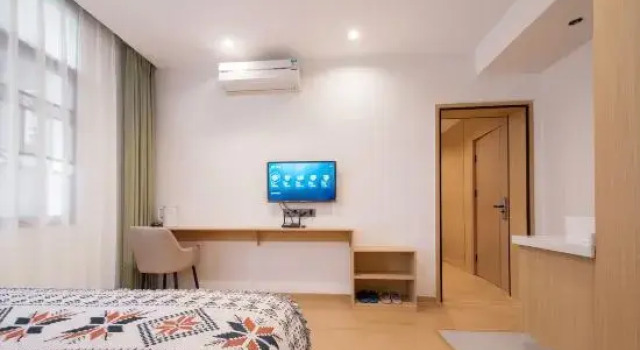 Люкс Instant • Audiovisual Homestay (Tianmen Mountain Cableway Station Branch)