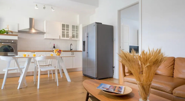 2BDR Design Apartment with Beautiful Terrace View, Забронировать Апартаменты/квартира Апартаменты Загреба, рядом с Zagreb Stone Gate, Апартаменты/квартира