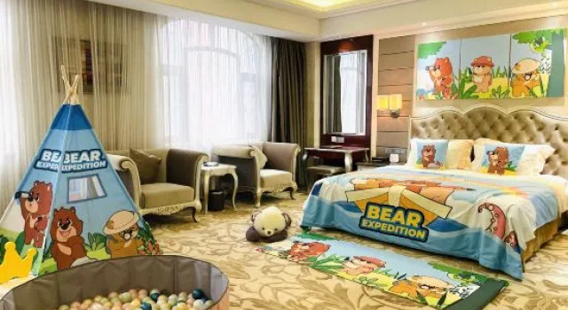 Семейный тент Ballad Jin Ling Hotel