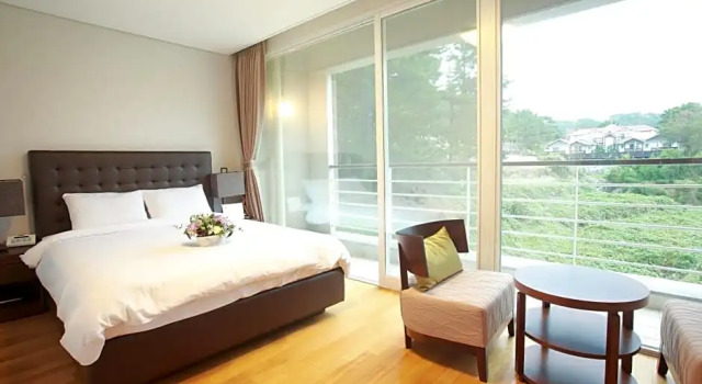 Номер Superior с видом на горы Hotel Riviera Geoje