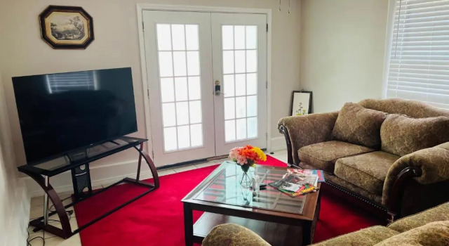 Near French Quarter Nice Two Bedrooms+, Забронировать Отель Французский квартал Новый Орлеан, рядом с Musicians' Village