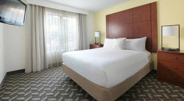 Люкс с 2 комнатами Residence Inn by Marriott Dallas Addison Quorum Drive