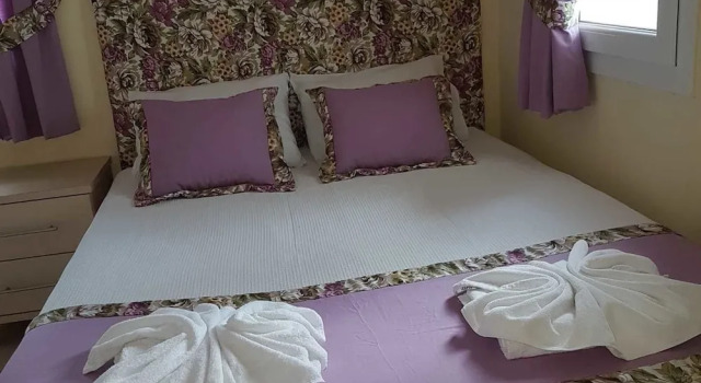 Трёхместный номер Standard Canna Garden Hotel