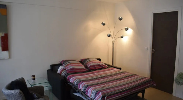 Studio Apartment Near Trocadéro & Champs Elysées, Забронировать Апартаменты/квартира Париж Иль-де-Франс, рядом с Трокадеро