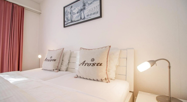Gentiana 2, Book Hotel Arosa Grisons