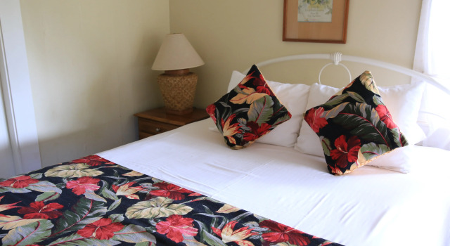 Waimea Plantation Cottages, a Coast Resort, Забронировать Курортный отель Каньон Ваймеа Кауаи, рядом с Государственный исторический заповедник Елизаветинской крепости
