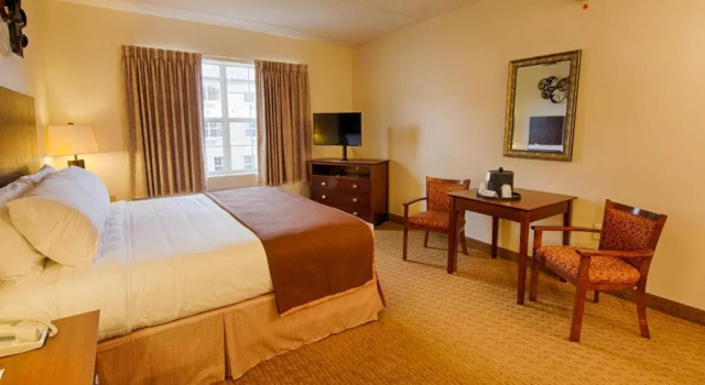 Номер Standard Landmark Inn Fort Liberty