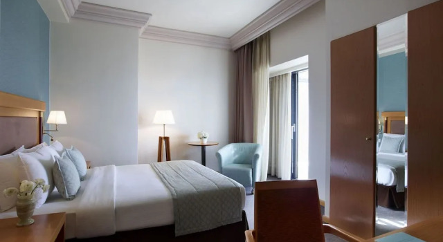 Номер Executive с балконом Athens Zafolia Hotel