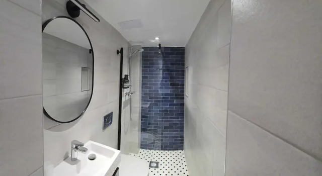 Двухместный номер Standard Цокольный этаж Mentone Hotel