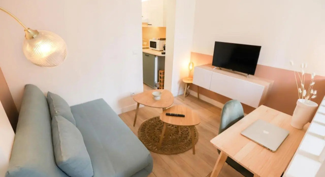 Appart' Hôtel Pink Cosy 5min RER Proche Paris, Забронировать Отель Отели Сен-Дени с парковкой, Парковка