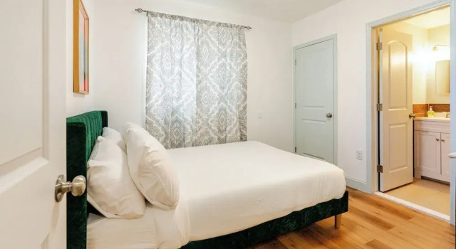 Cozy Stay Near Fishtown - Close to Subway & Center City by Globenest, Забронировать Апартаменты/квартира Апартаменты Филадельфии, рядом с Divine Lorraine Hotel, Апартаменты/квартира