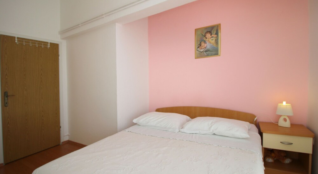 Apartments Jasna, Забронировать Апартаменты/квартира Отели Примоштен с парковкой, рядом с Пляж Затока, Парковка