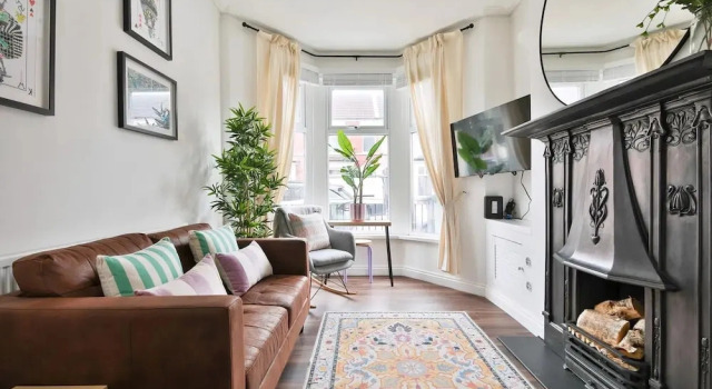 Коттедж Stunning 2 Bedroom Apartments