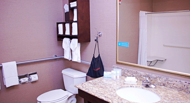 Двухместный люкс Hampton Inn & Suites Scottsbluff